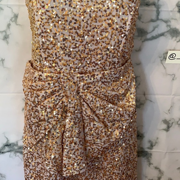 M Gold Sequin Bow Prom / Formal Dress Arden B - Picture 5 of 17